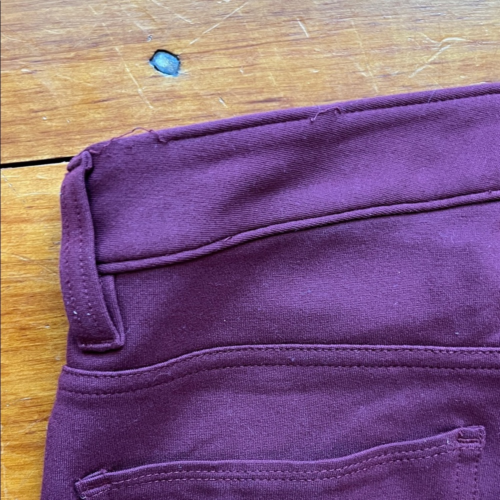 Calvin Klein Jeans Women's Maroon Stretch Leggings - Picture 8 of 9
